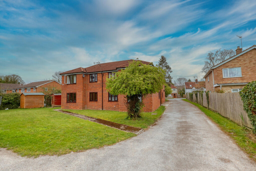 Main image of property: Summerleys Road, Princes Risborough, Buckinghamshire, HP27