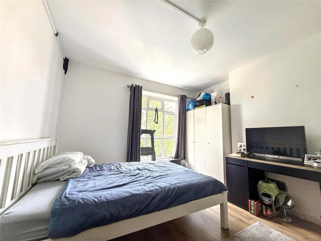 Apartment in London - View 2