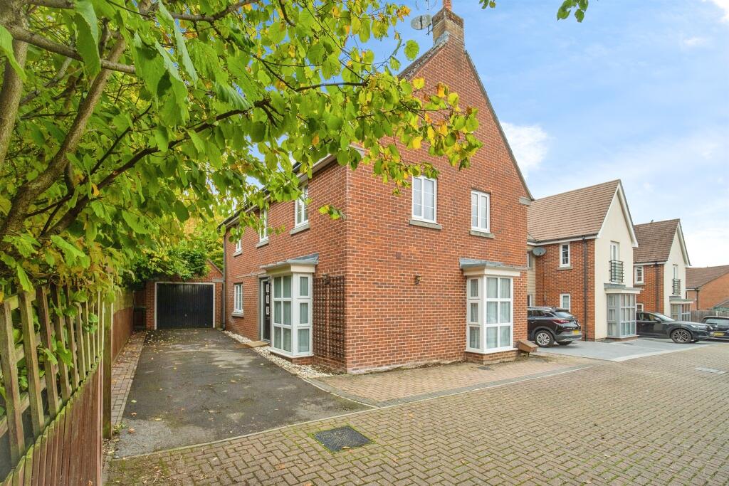 Main image of property: Englefield Way, Basingstoke