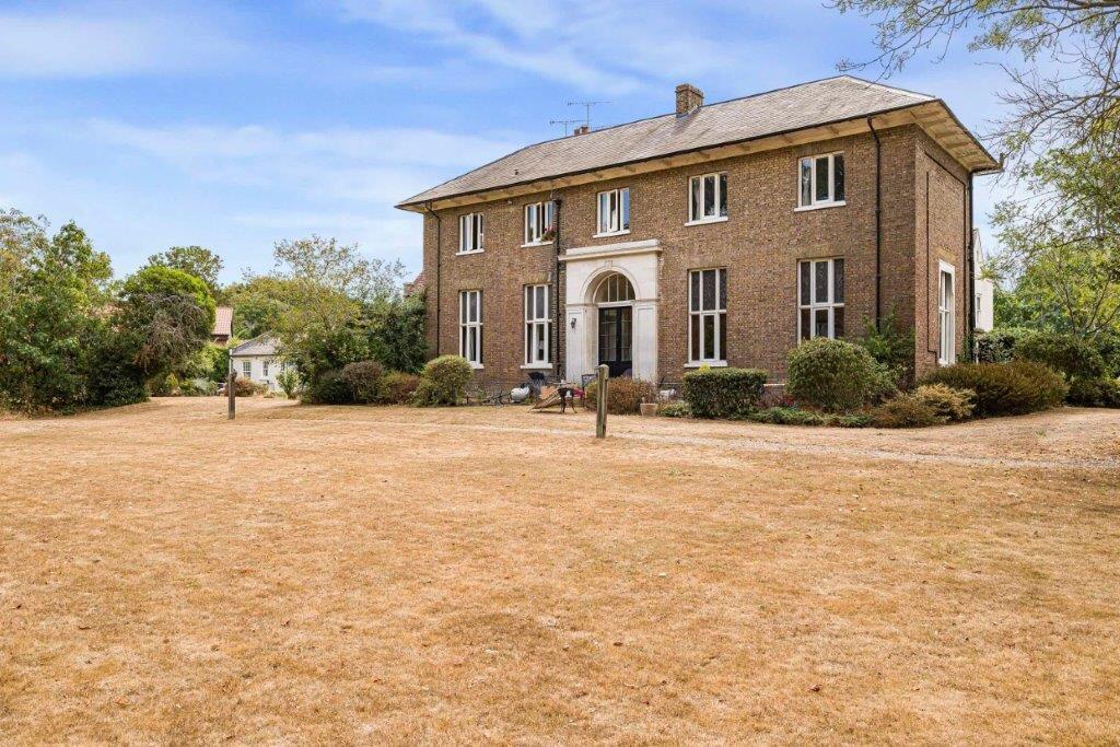 Main image of property: Manor Road, Bexley