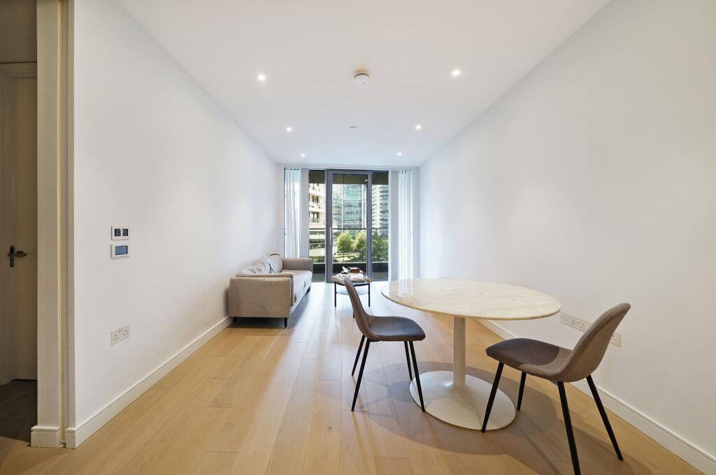 Main image of property: 10 Park Drive, Canary Wharf, E14