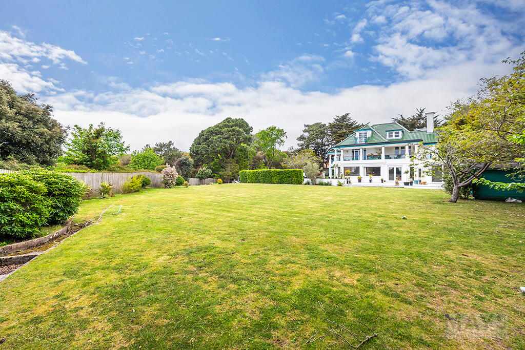 Strathaven 16 West Overcliff Drive, Bournemouth, BH4