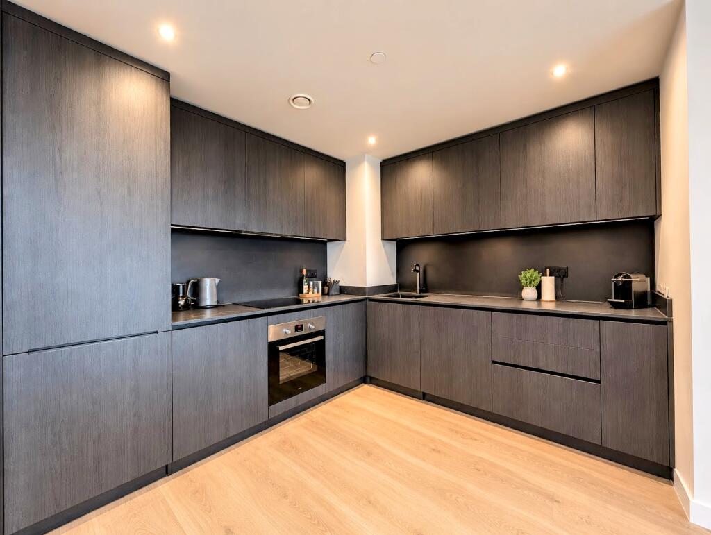 Apartment in Manchester, Strangeways - View 4