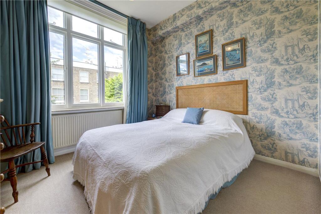 Palace Gardens Terrace, Kensington, London, W8 photo 4