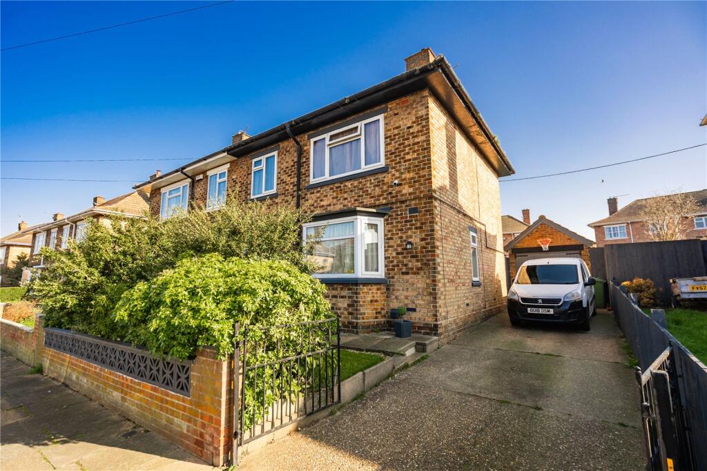 Main image of property: Montgomery Road, Cleethorpes, Lincolnshire, DN35