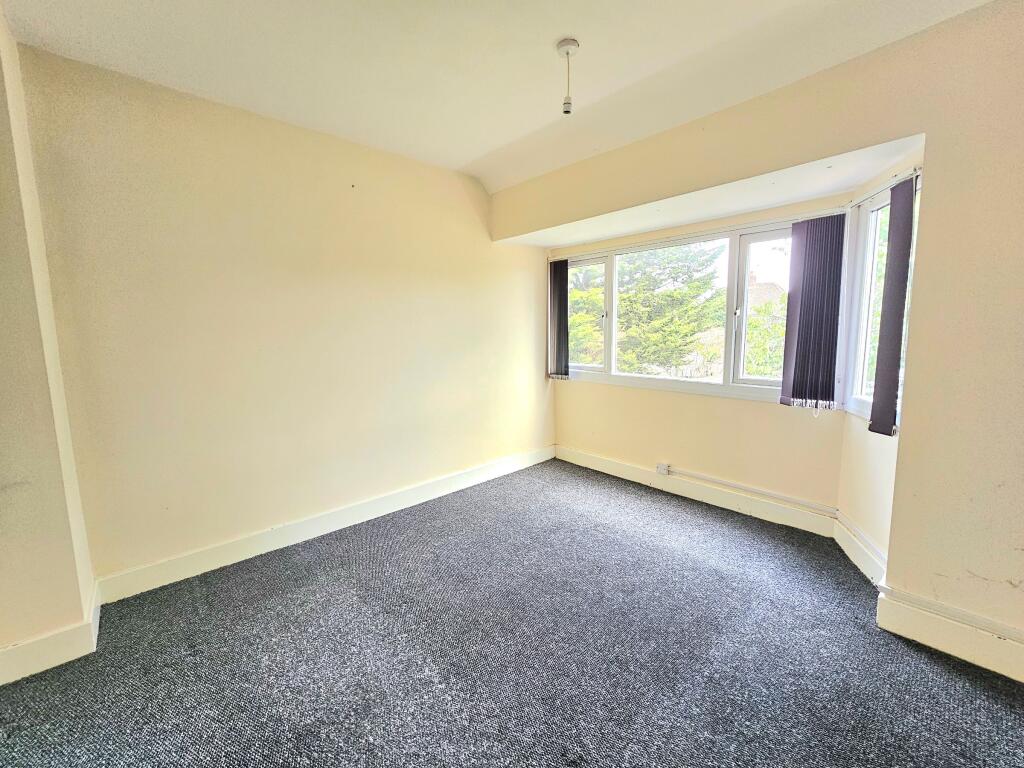 House in Birmingham, West Midlands - More