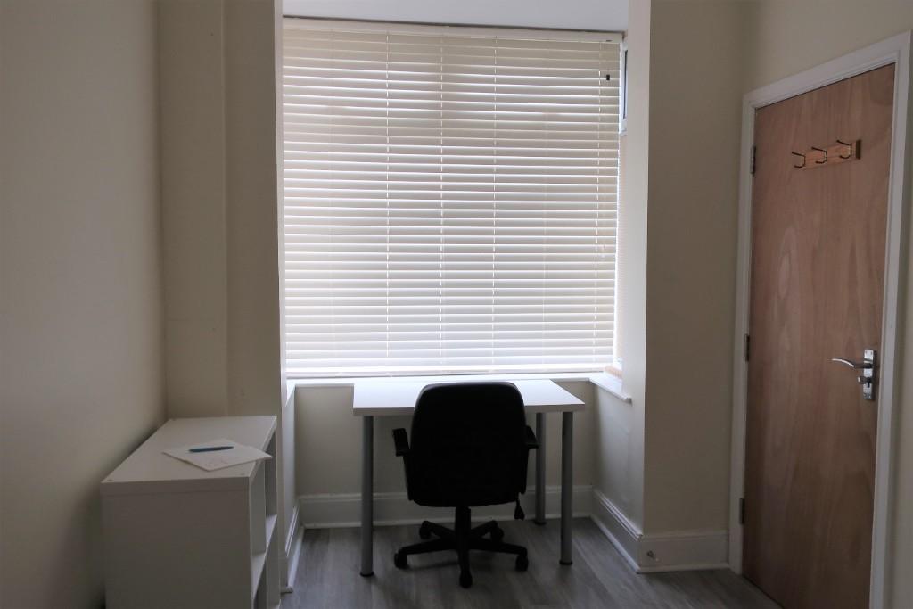 Main image of property: 2 Rose Cottages, Hubert Road, Birmingham, B29 6EF