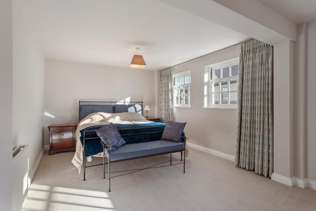 House in Chichester - View 4