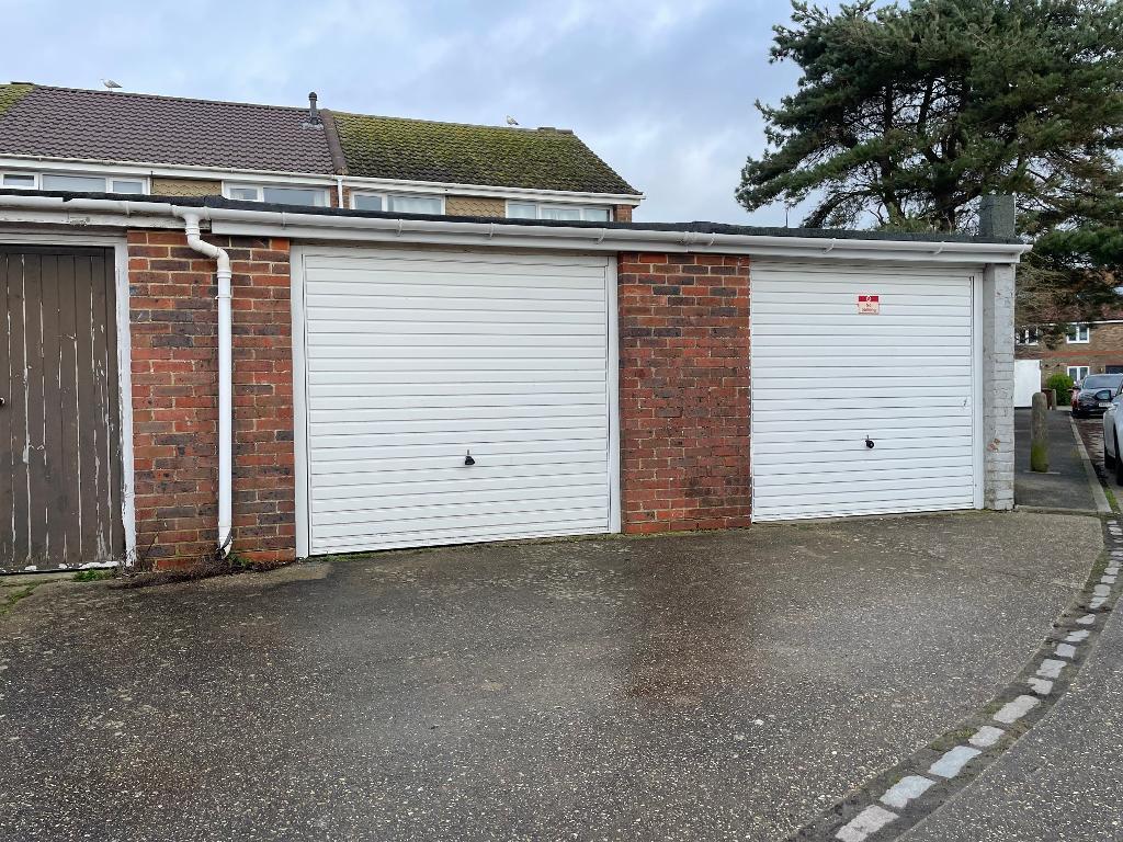 Main image of property: Mulberry Court/Woodfield Close, Pagham, Bognor Regis, West Sussex, PO21 4TP