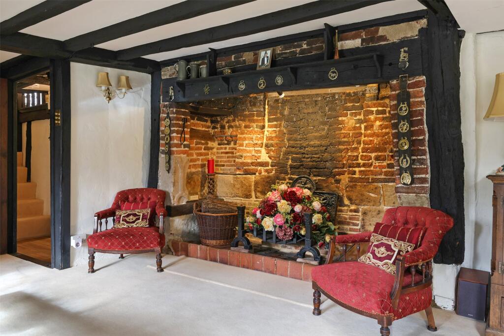 House in Sevenoaks, Edenbridge - View 4