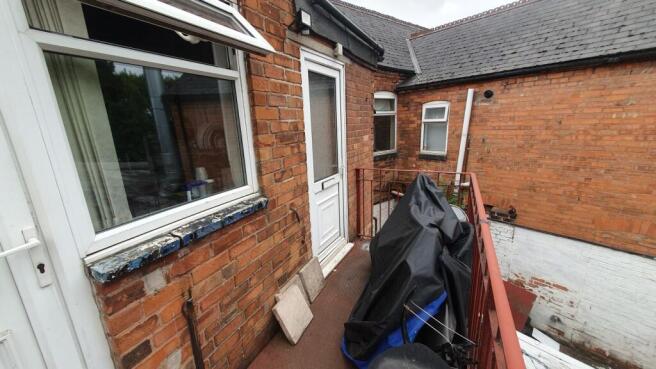 FLAT 369 STOCKFIELD ROAD