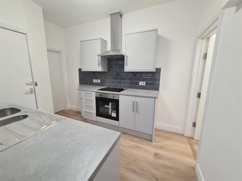 Additional image 6 of Bearwood Road, Smethwick