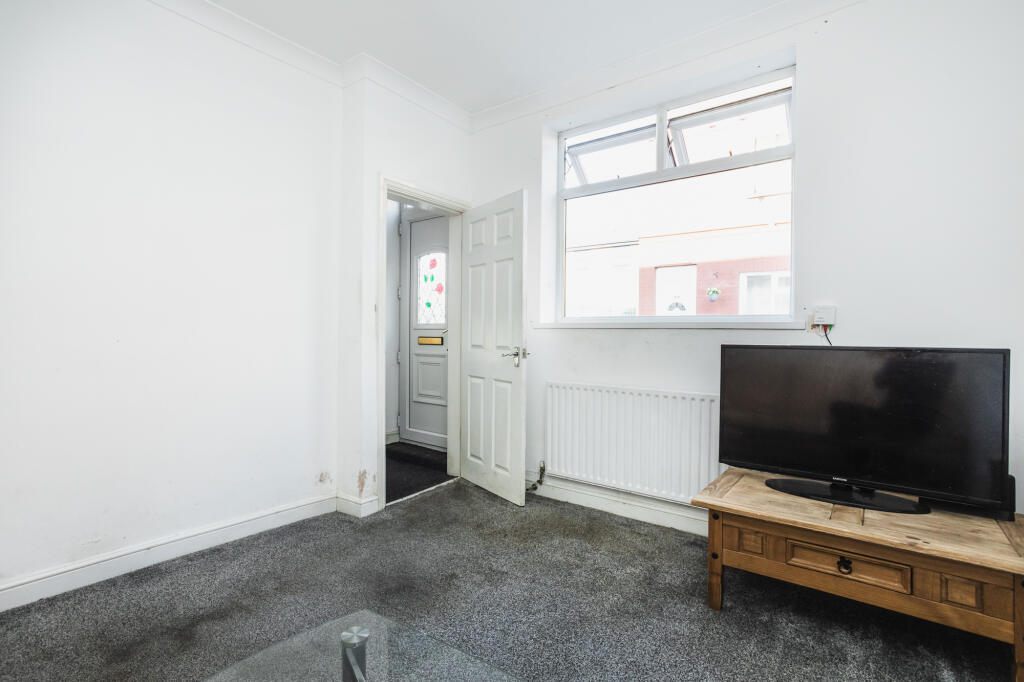 Albany Place, South Elmsall, Pontefract, Wakefield photo 3
