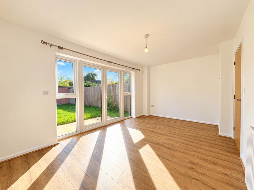 House in Oldham - View 5