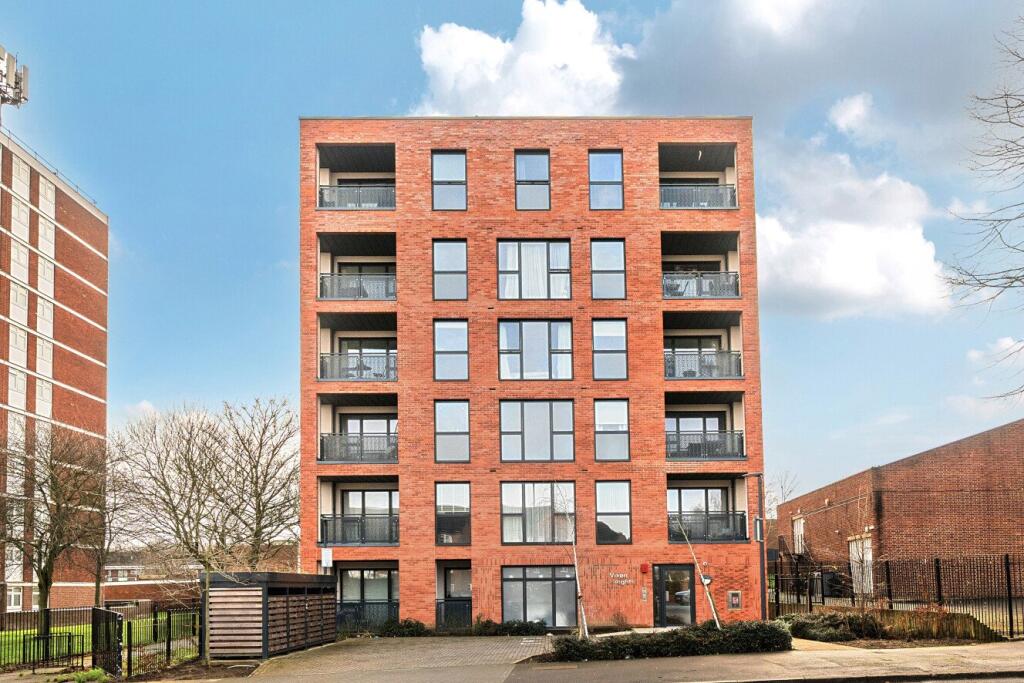 Main image of property: Grove Park Road, Mottingham, London, SE9