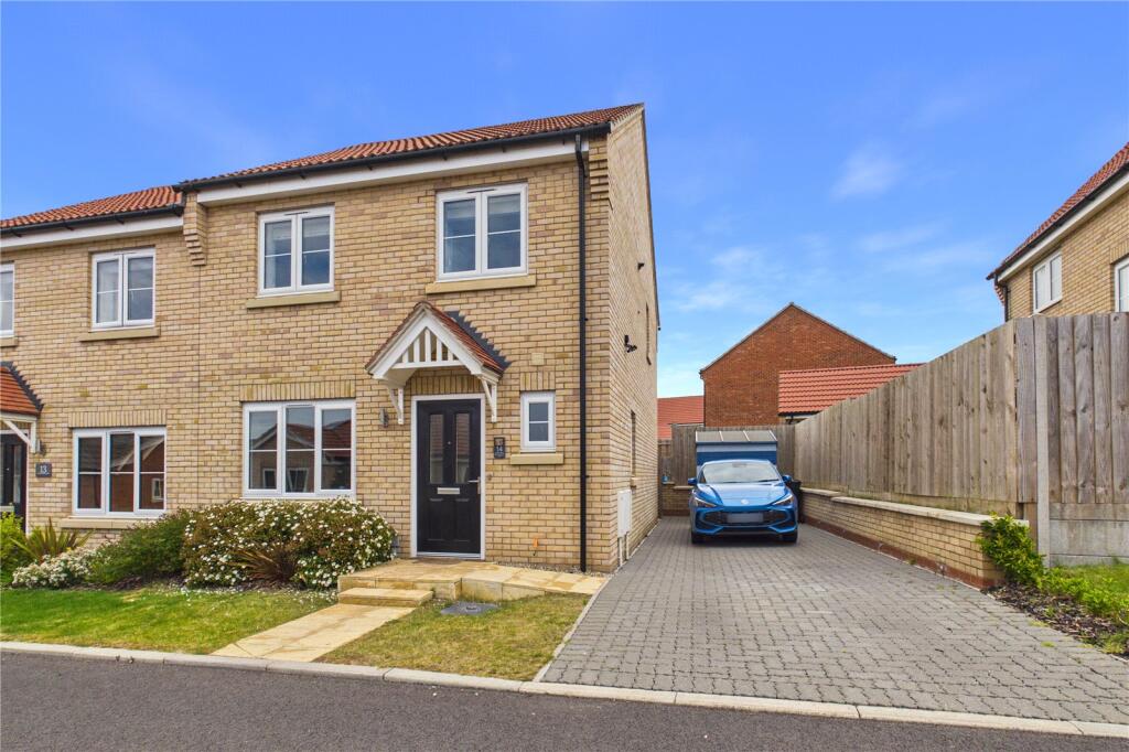 Main image of property: Sparrowhawk Close, Hopton, Great Yarmouth, Norfolk, NR31