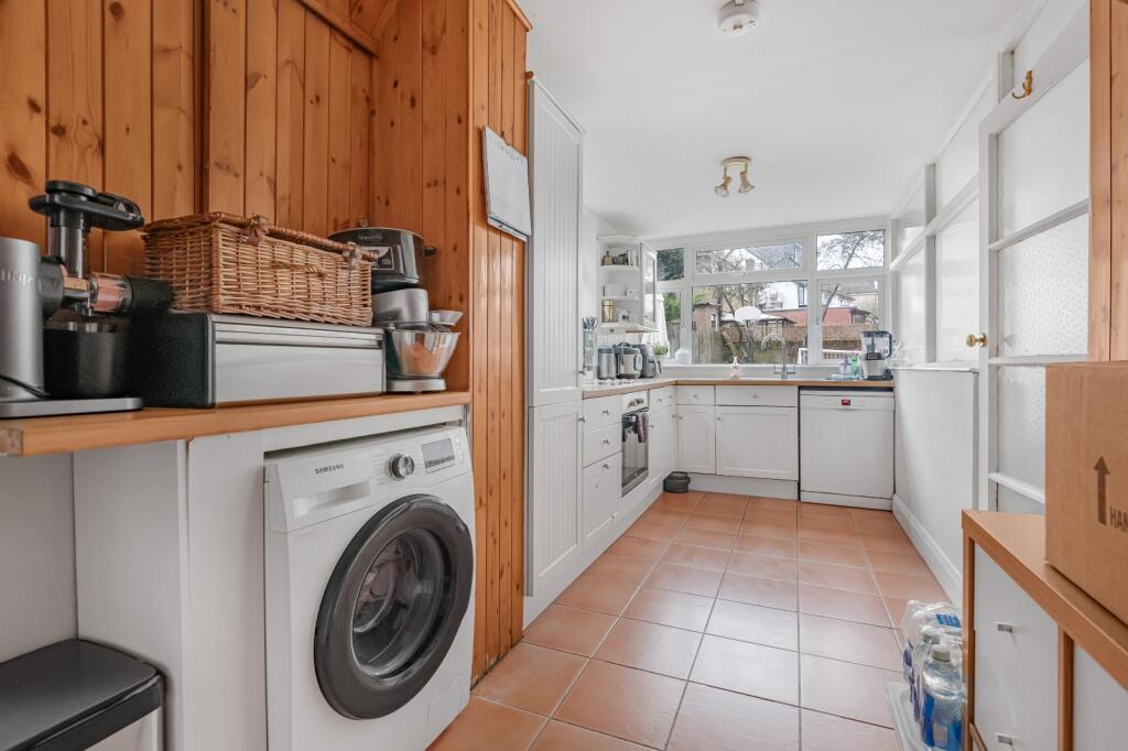 Marsh Lane, Stanmore, Middlesex, HA7 photo 2