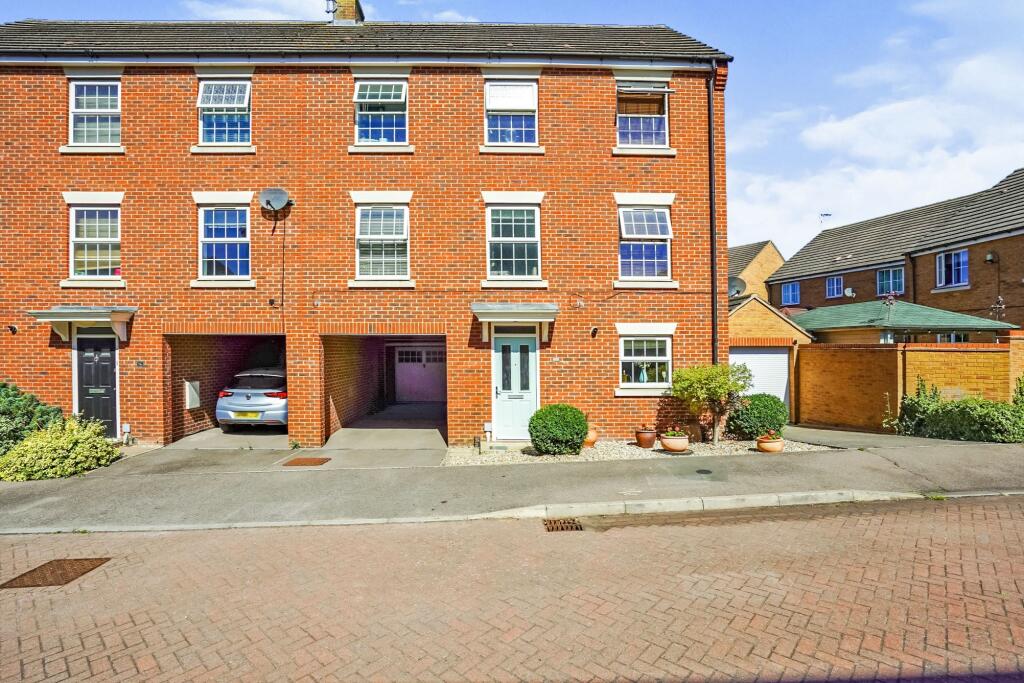 Main image of property: Cormorant Way, Leighton Buzzard