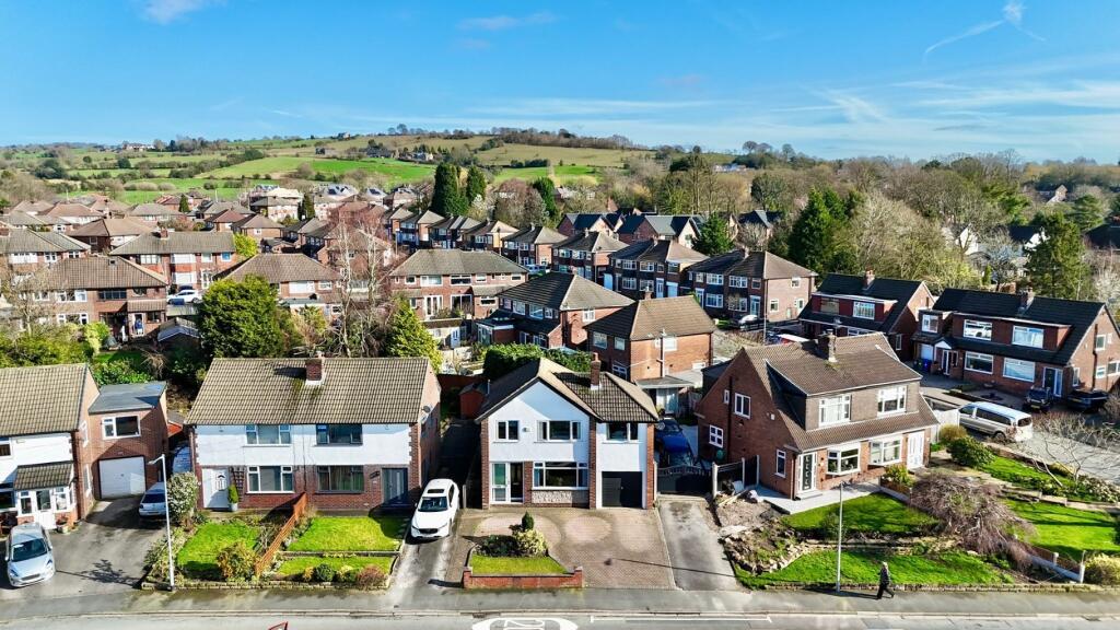 Main image of property: Charnwood Road, Woodley, Stockport, Cheshire, SK6 1LE