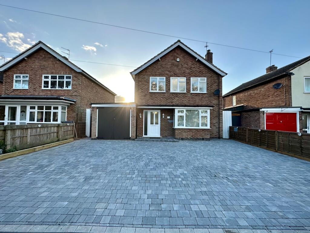 Main image of property: Wilton Avenue, Loughborough, Leics, LE11 2AS