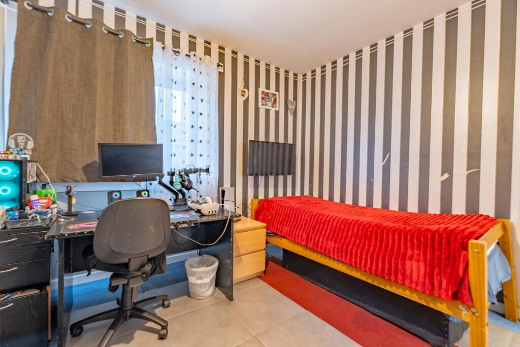 Corthan Crescent, Aberdeen, AB12 5BB - 4