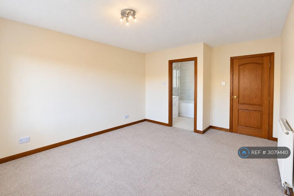 Apartment in Bearsden, Hillfoot, East Dunbartonshire - More
