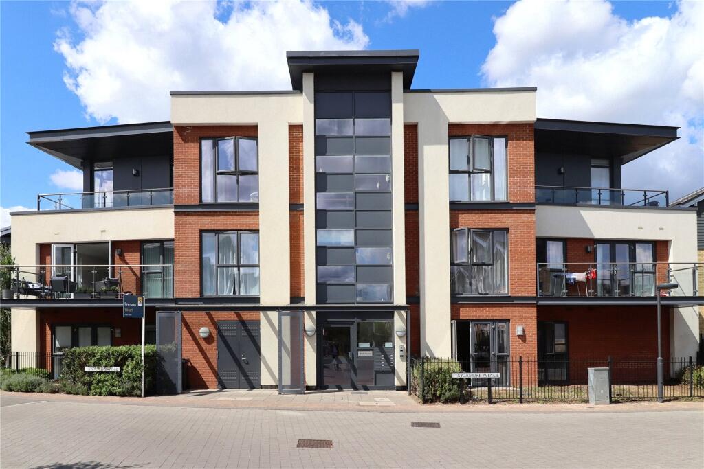 Main image of property: Birch House, Sycamore Avenue, Woking, Surrey, GU22