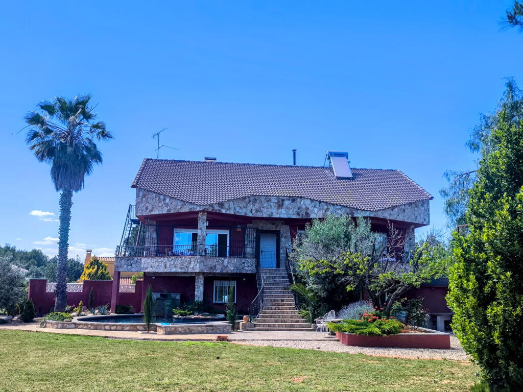 Main image of property: Valencia, Valencia, Montserrat
