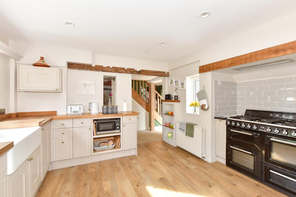 Main image of property: Ashford Road, Ivychurch, Romney Marsh, Kent