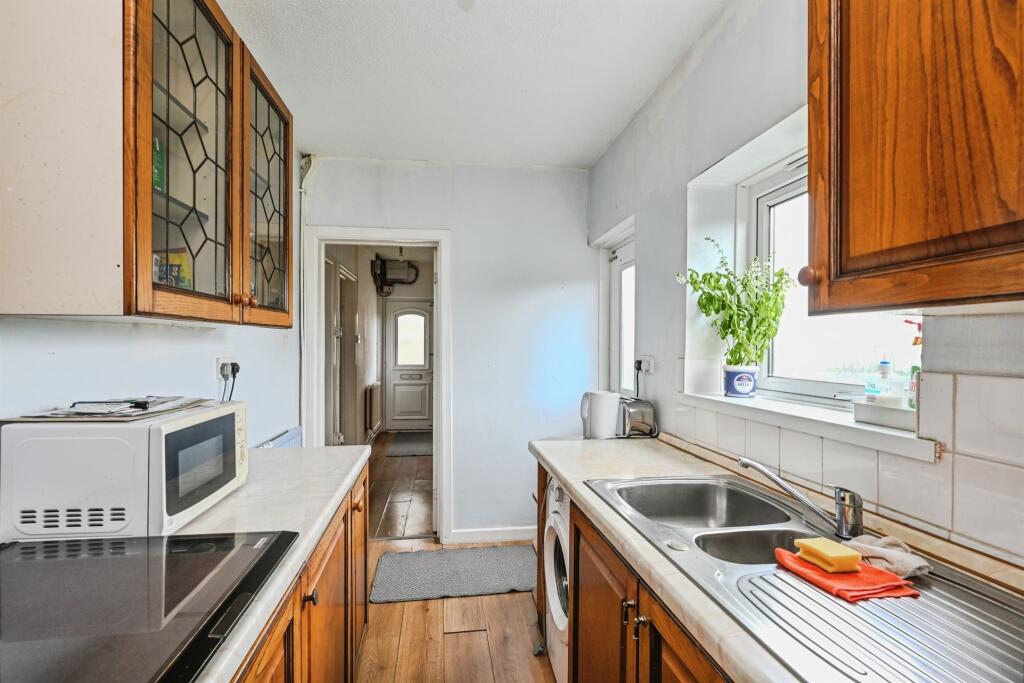 Main image of property: Gwynedd Avenue, Townhill, Swansea