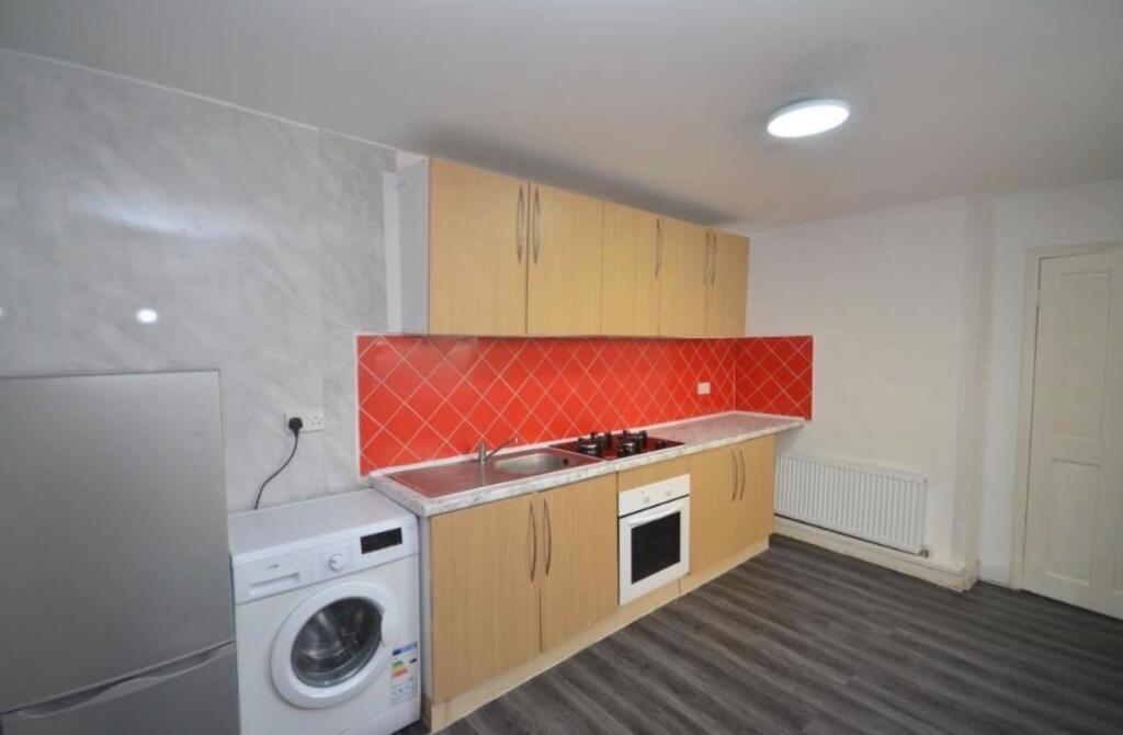 House in London - View 4