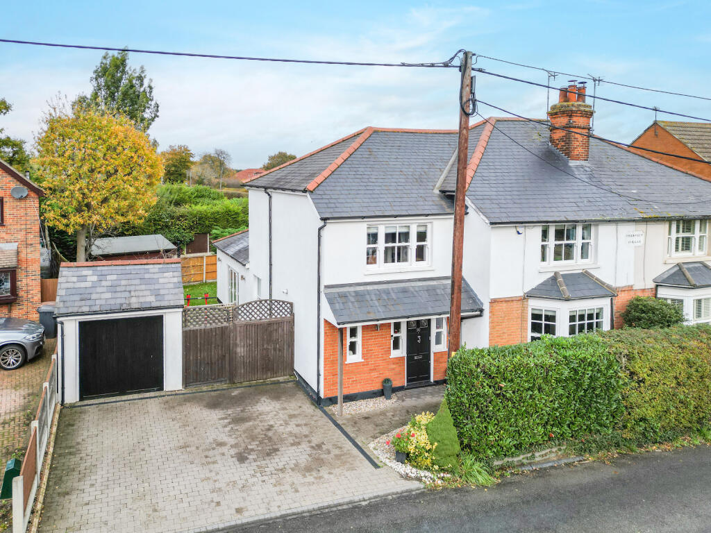 Heath Road, Ramsden Heath, Billericay photo 4