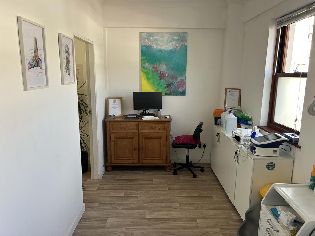 Photo 12