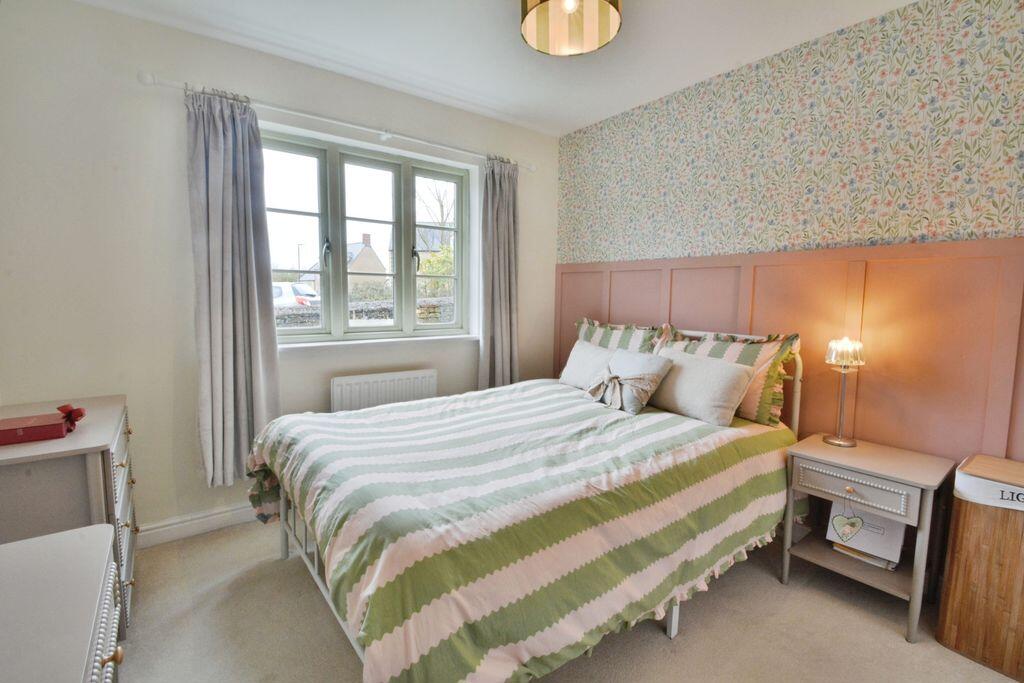 Apartment in Cotswold, Cirencester - More