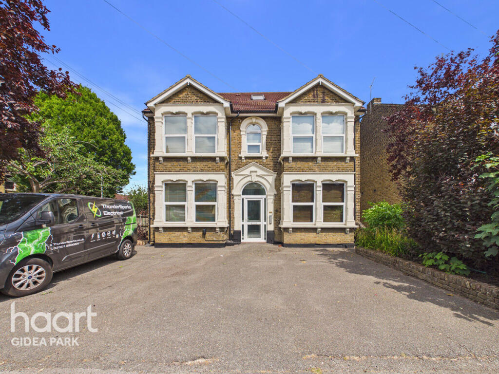 Main image of property: Homeleigh Apartment, Romford