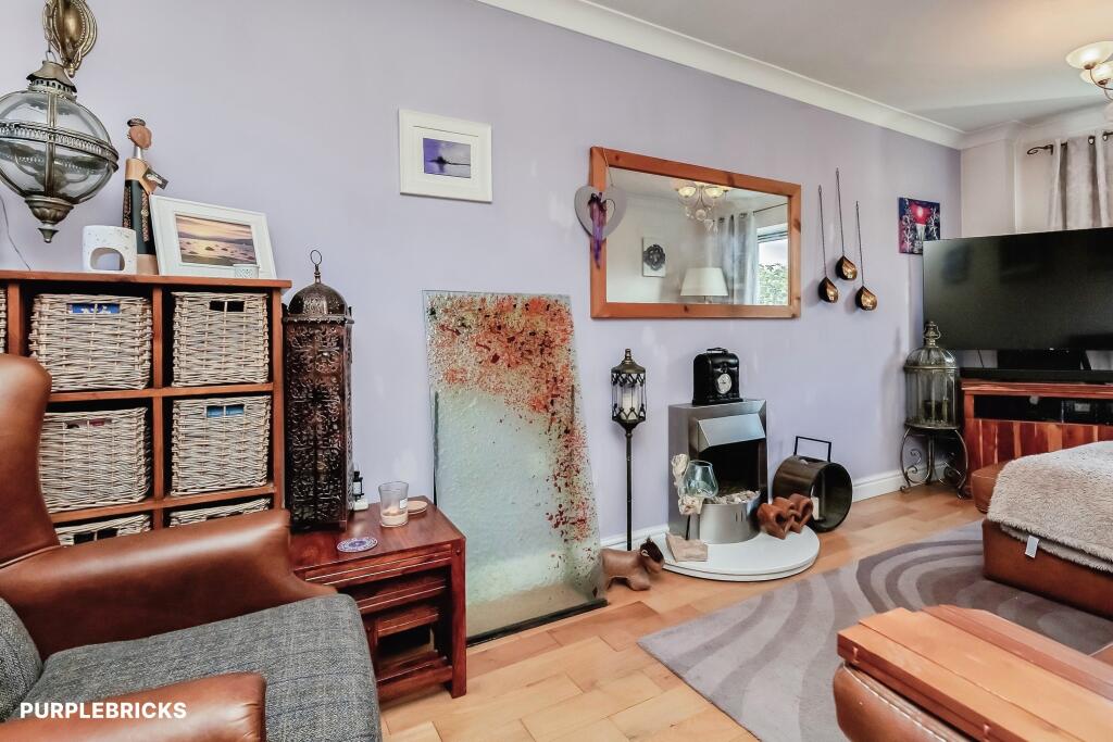 House in South Holland, Deeping St. Nicholas - View 4