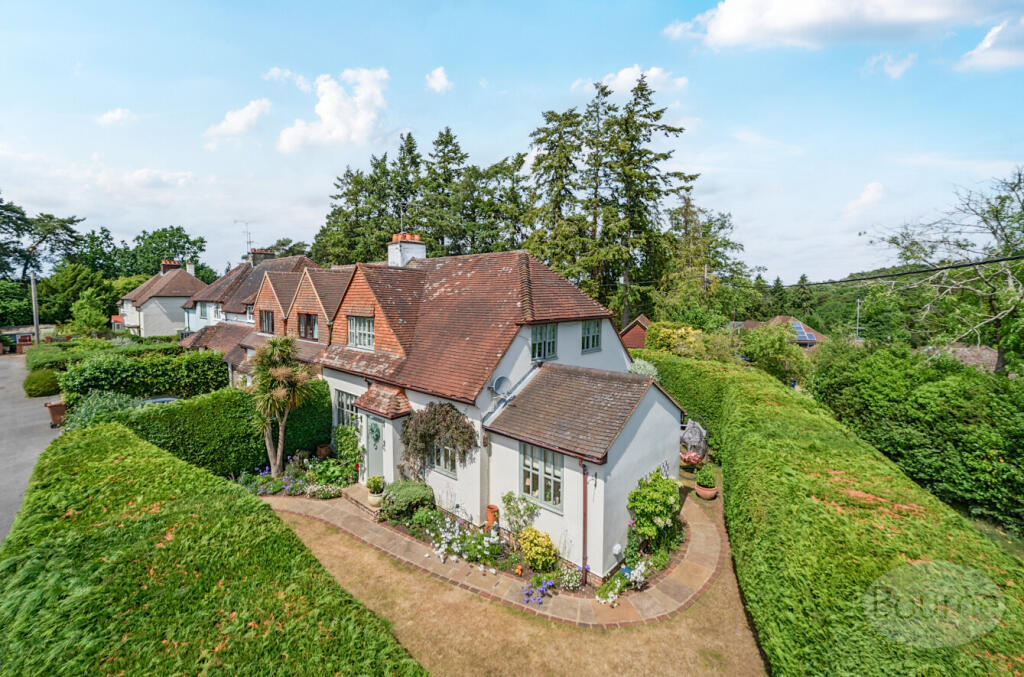 Main image of property: Boundstone Close, Wrecclesham, Farnham, Surrey, GU10