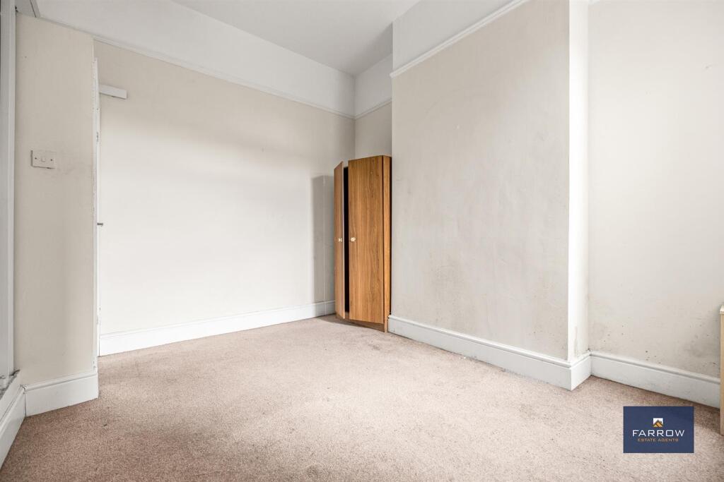 Apartment in Doncaster - More