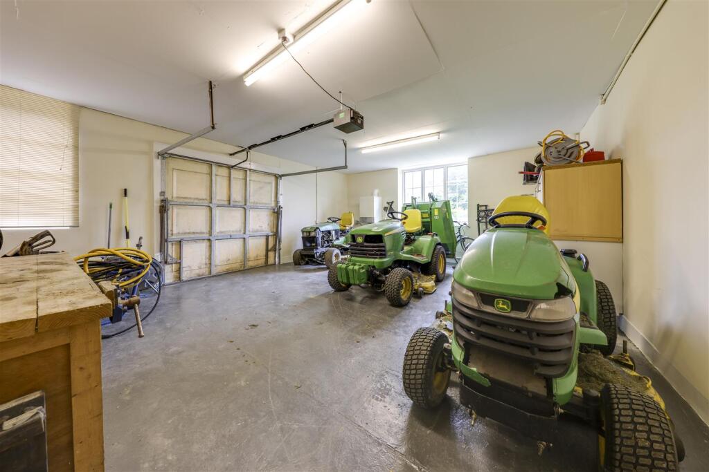 Additional image 43 of Burnley Road, Loveclough, Rossendale - Over 10,000sqft of Accommodation