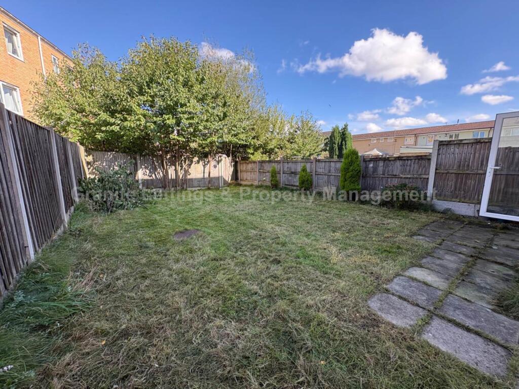 House in Manchester, Brunswick, Chorlton-on-Medlock - More