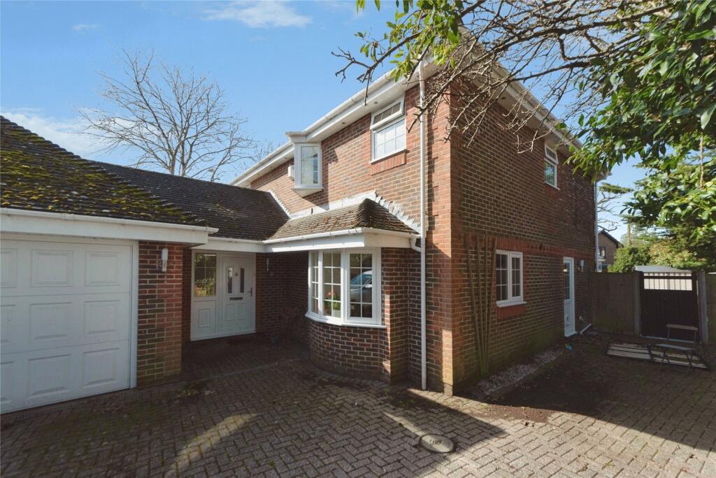 Main image of property: Catisfield Road, Fareham, Hampshire, PO15