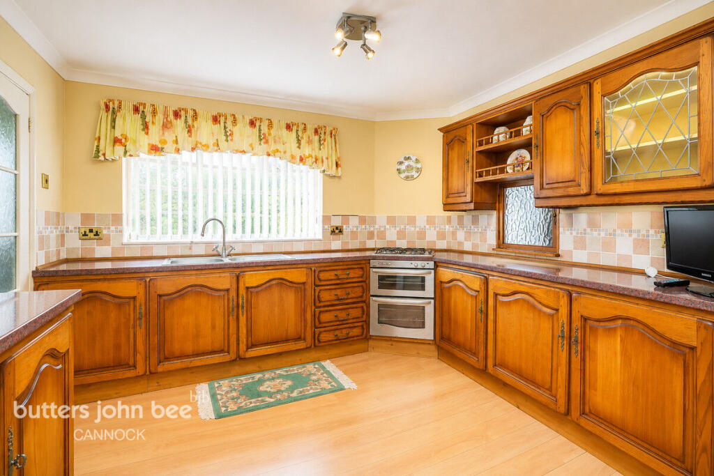 House in Cannock Chase, Pye Green, Hednesford - View 5