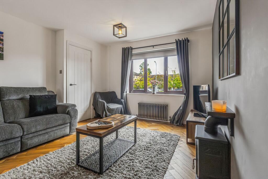 House in Glasgow, Clober, Milngavie - View 3