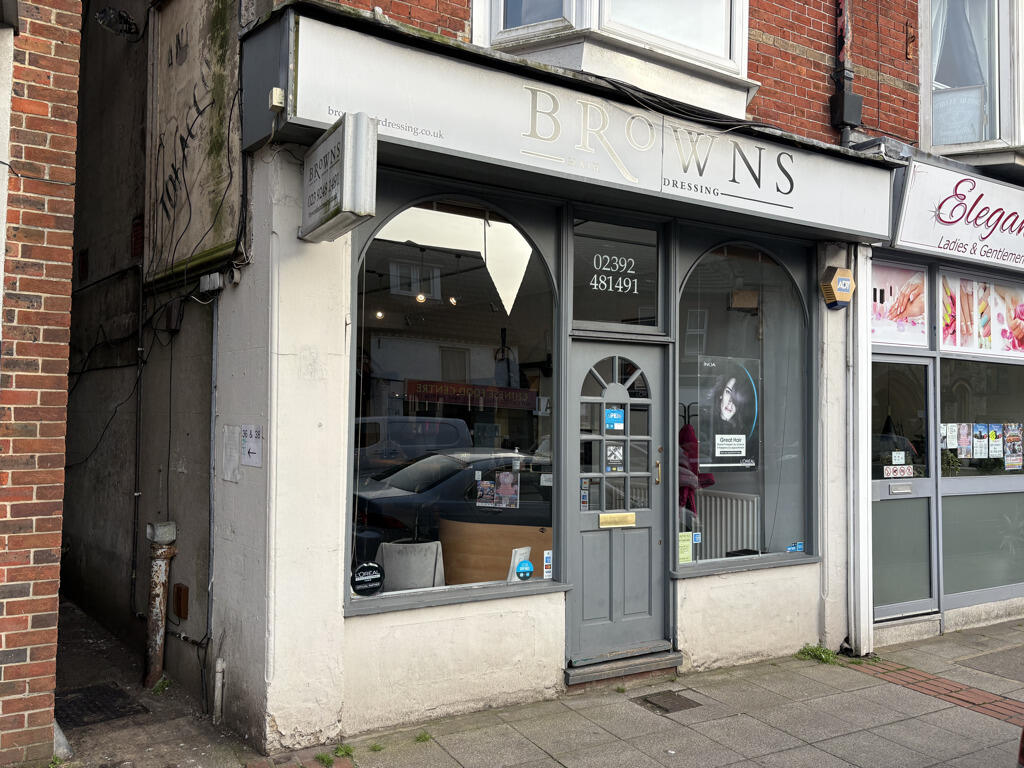 Main image of property: 38 North Street, Havant, Hampshire, PO9 1PT