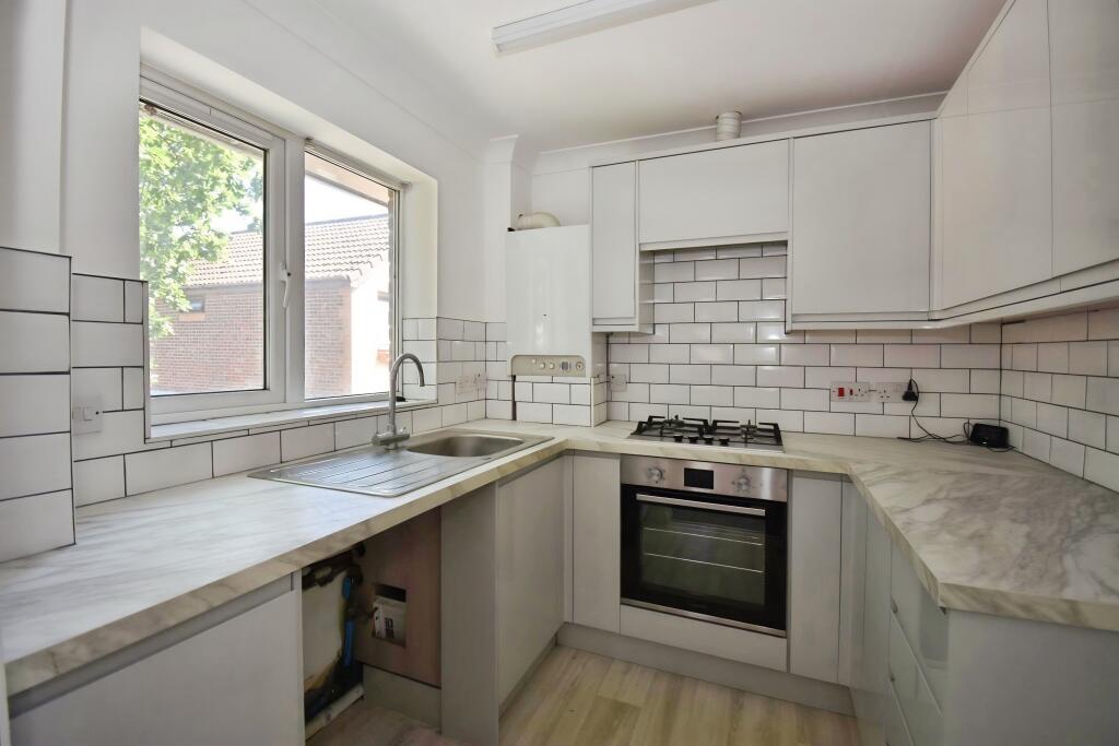 Coracle Close, Warsash - View 2