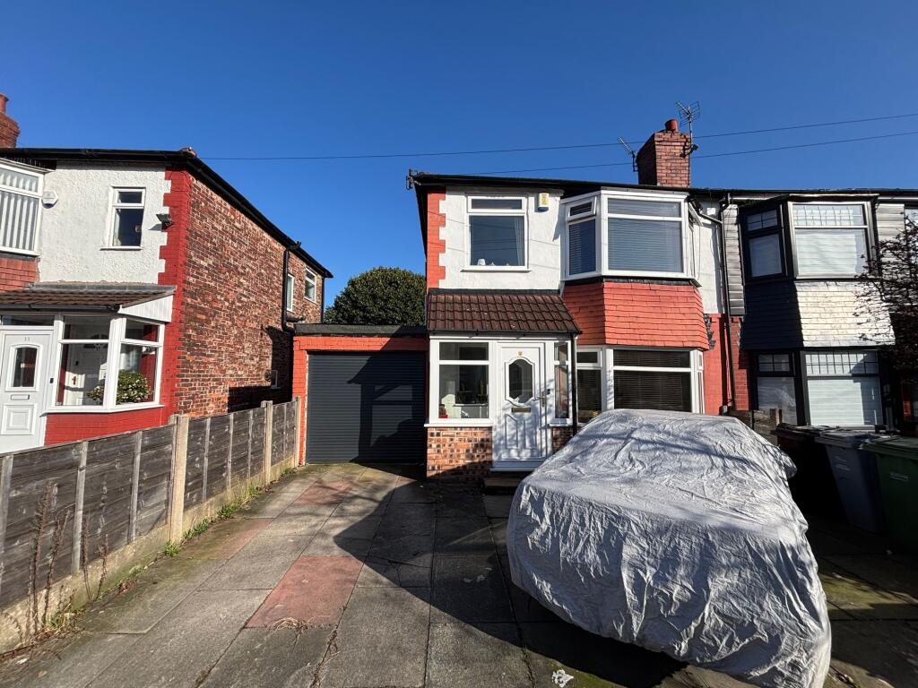 Main image of property: Ponsonby Road, Stretford, M32