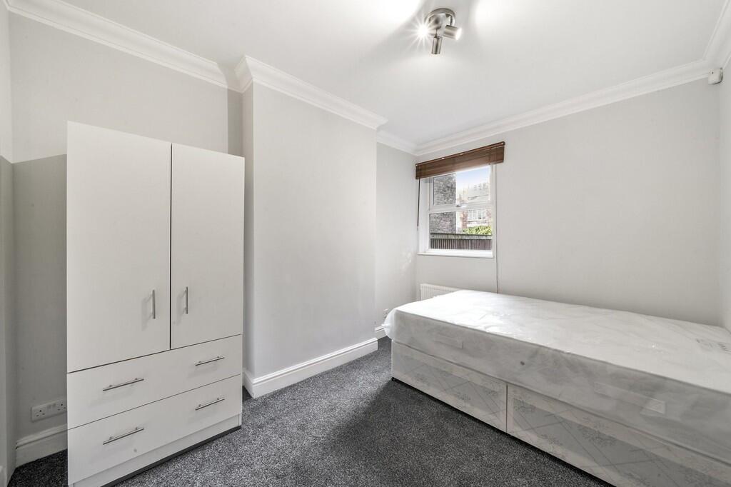 Main image of property: Reginald Street, Luton