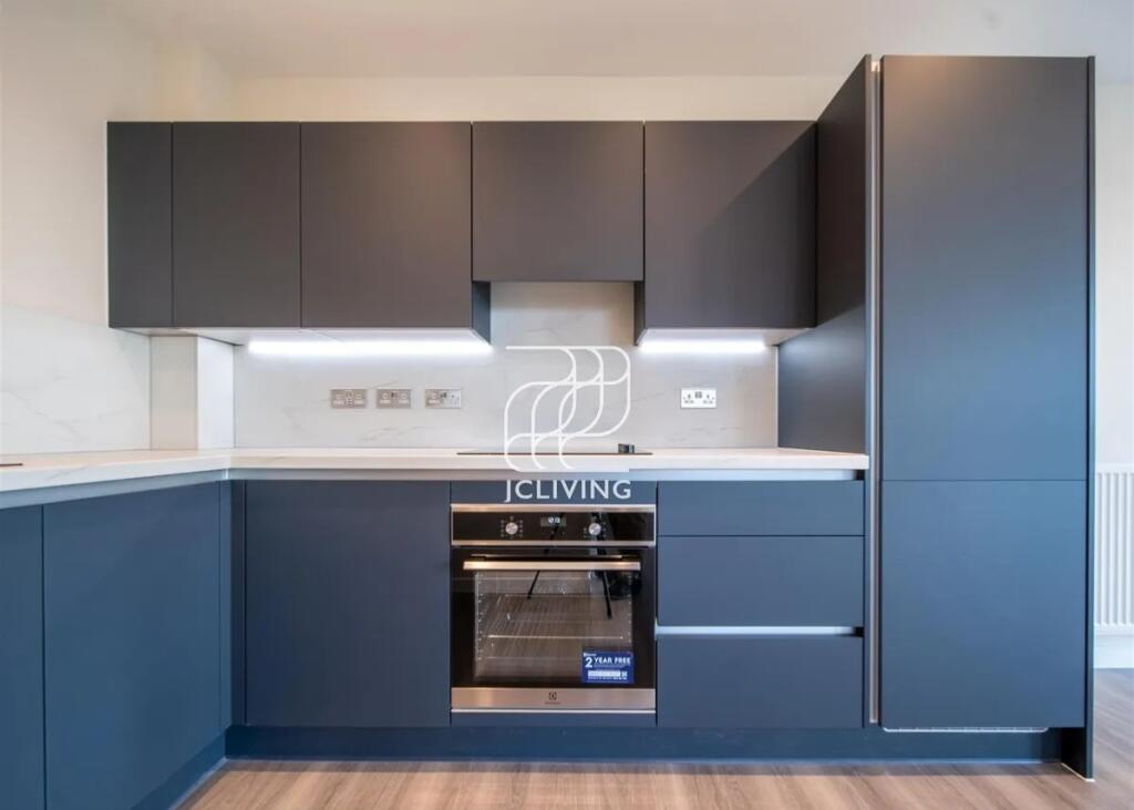 Apartment in London - View 2