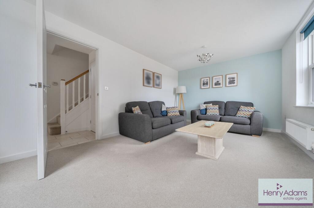 House in Portsmouth - View 4