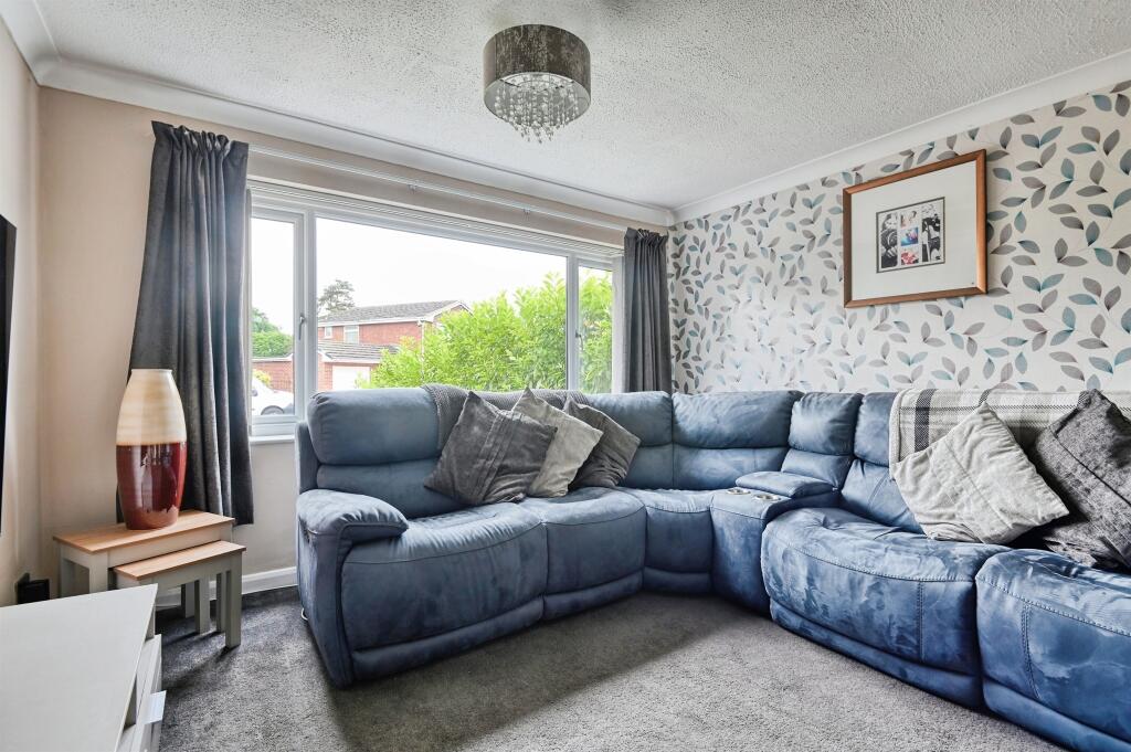 Additional image 2 of Aldin Close, Bonehill, Tamworth